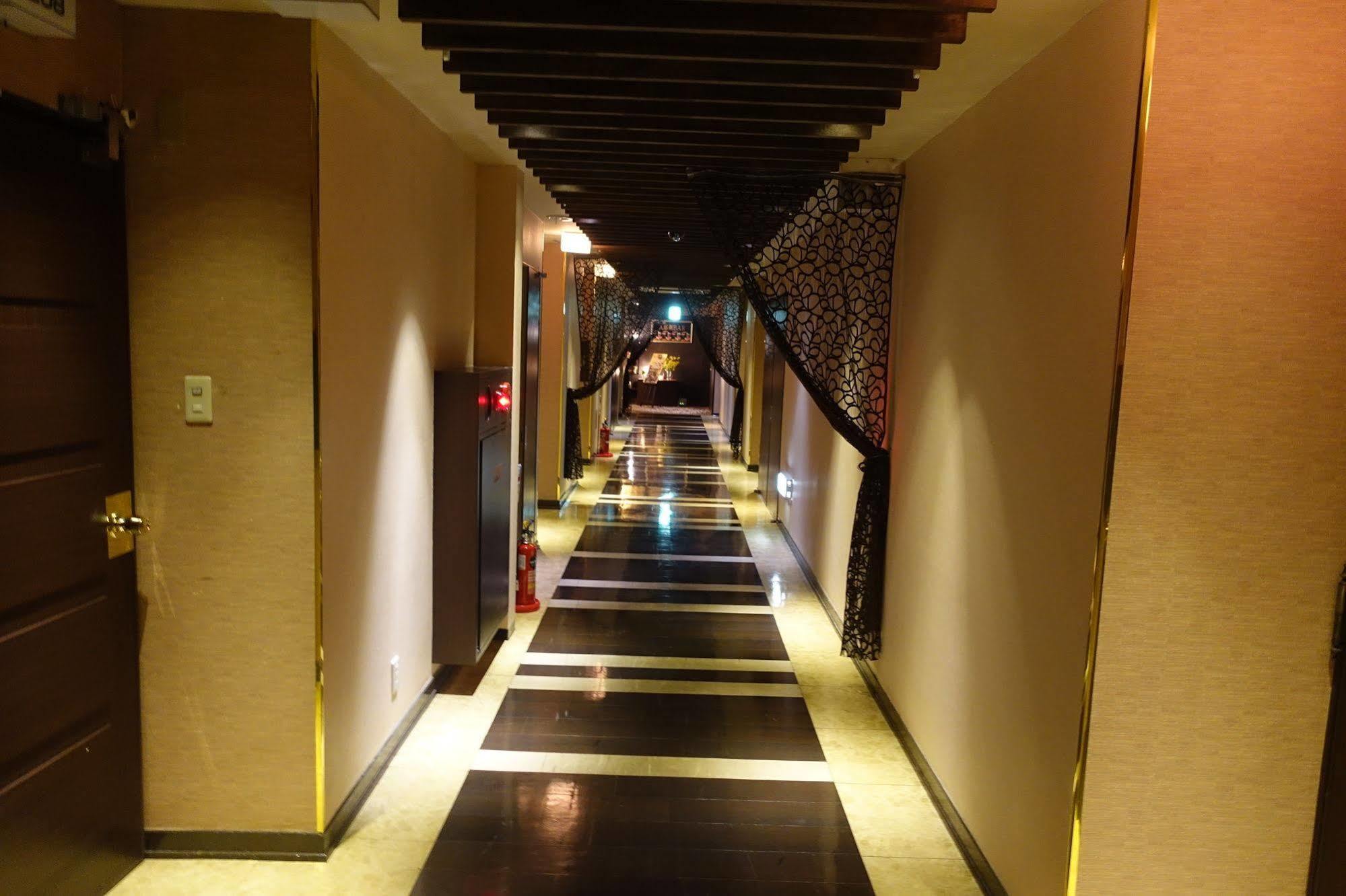 ホテル ポルト 男塾ホテルグループ (Adults Only) Himeji Exterior photo